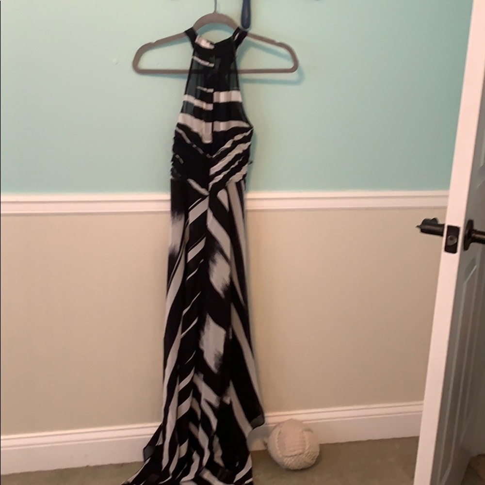 Brand new White House black market flowy dress - Picture 5 of 8